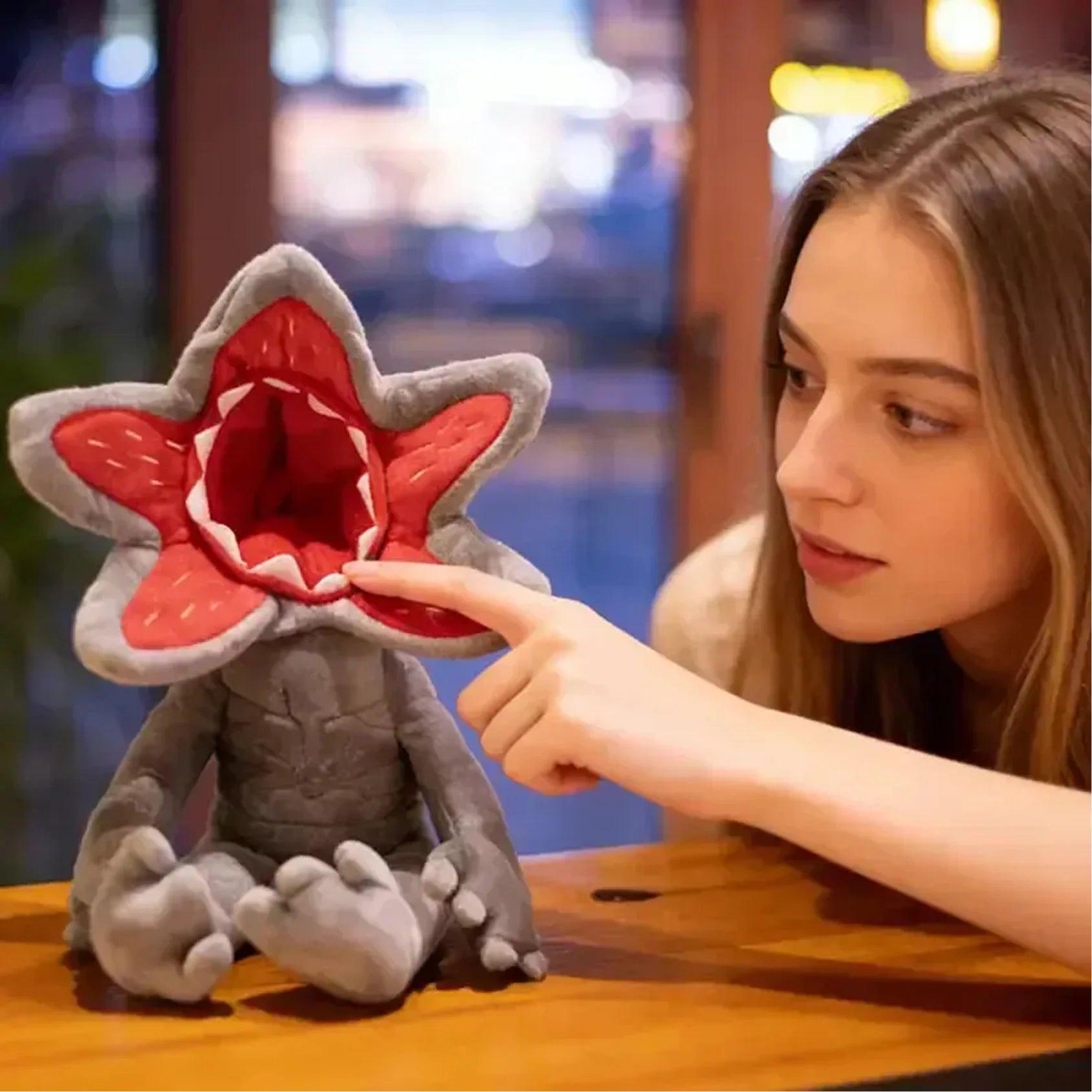 Peluche Demogorgon Stranger Things – Edición Coleccionable